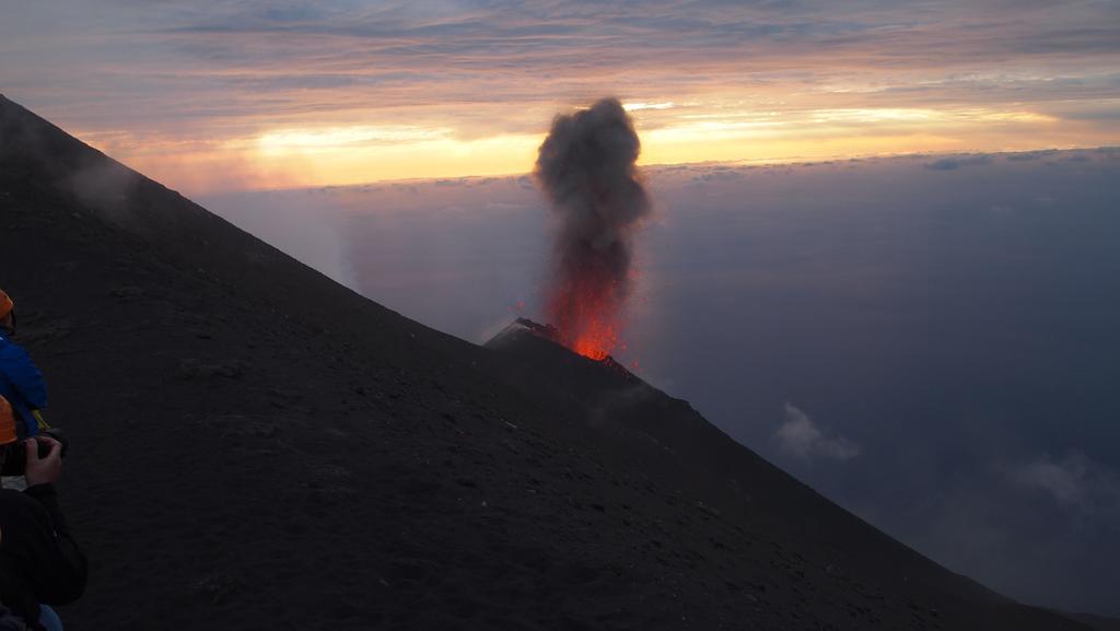 Il Vulcano A Piedi Стромболі Екстер'єр фото